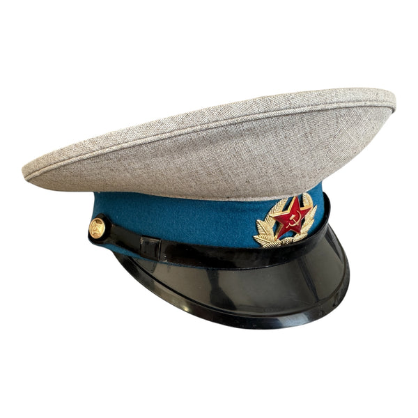 Uniforme d'officier militaire de l'Ukraine post-soviétique, casquette à visière, insigne en métal
