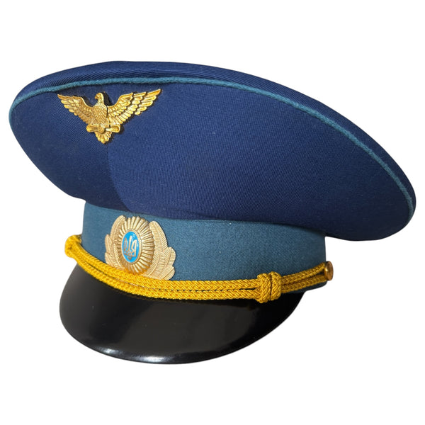 Uniforme d'officier militaire de l'Ukraine post-soviétique, casquette à visière, insigne en métal
